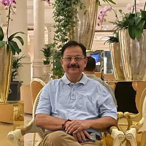 Dr. Ashutosh Rastogi